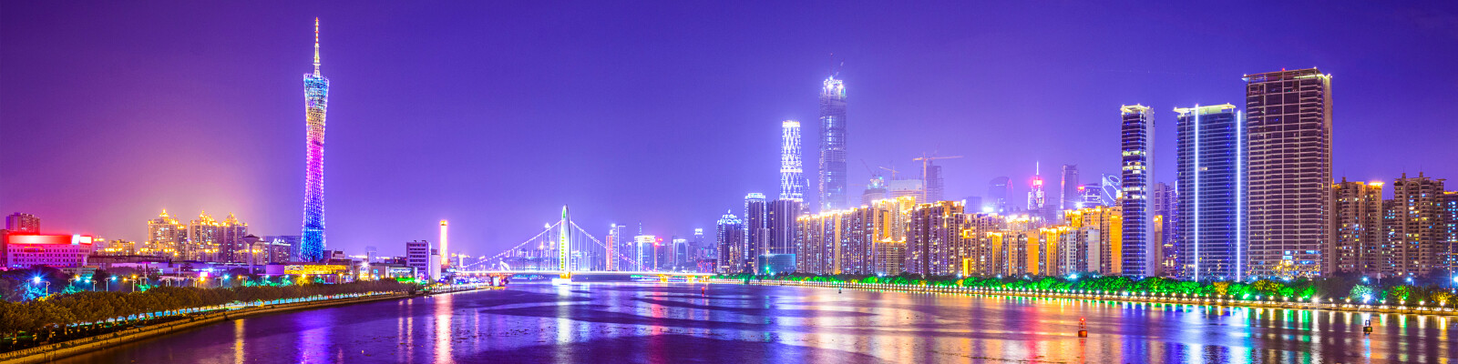 China Illuminated Skyline Business Architecture 1600X400